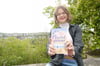 Zu Besuch in der Heimat Warburg: Karin König hat ihren vierten Roman "Muschelsommer" veröffentlicht.