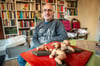 Uwe Molkenthin hat eine kaputte Puppe in ein anklagendes Fotomotiv verwandelt.