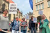 Eine Demonstration gegen Rechtsextremismus und für Klimaschutz in Münster.