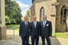 Gratulierten dem neuen Juristischen Kirchenrat Martin Bock: Landessuperintendent Dietmar Arends (links) und Präses Michael Keil (rechts)