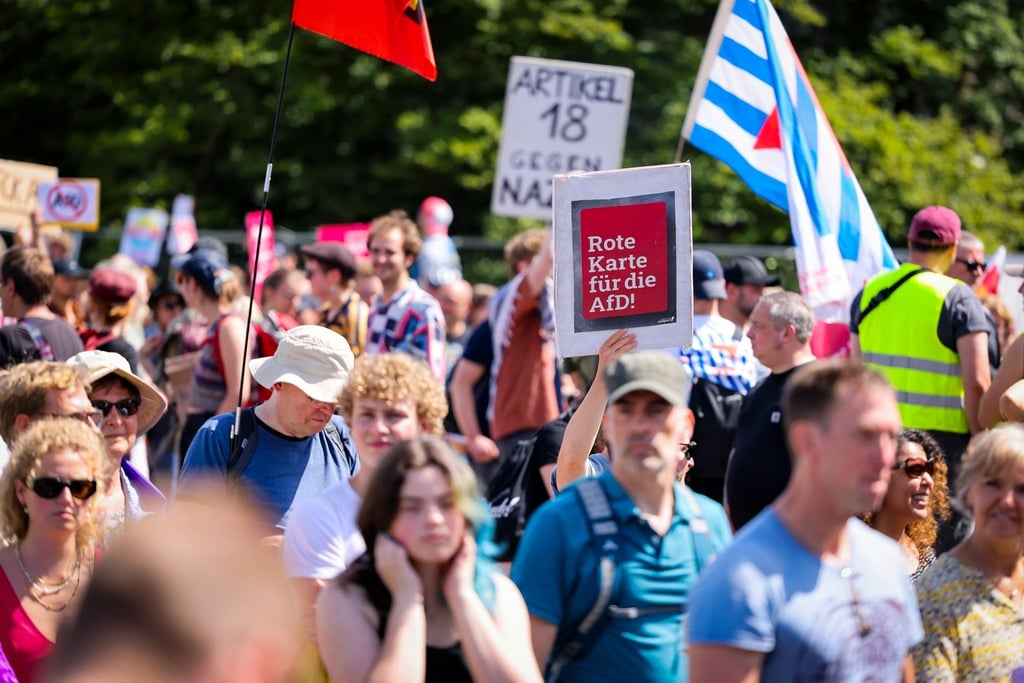 Ruprecht Polenz erklärt Was hilft gegen politische Brandstifter?