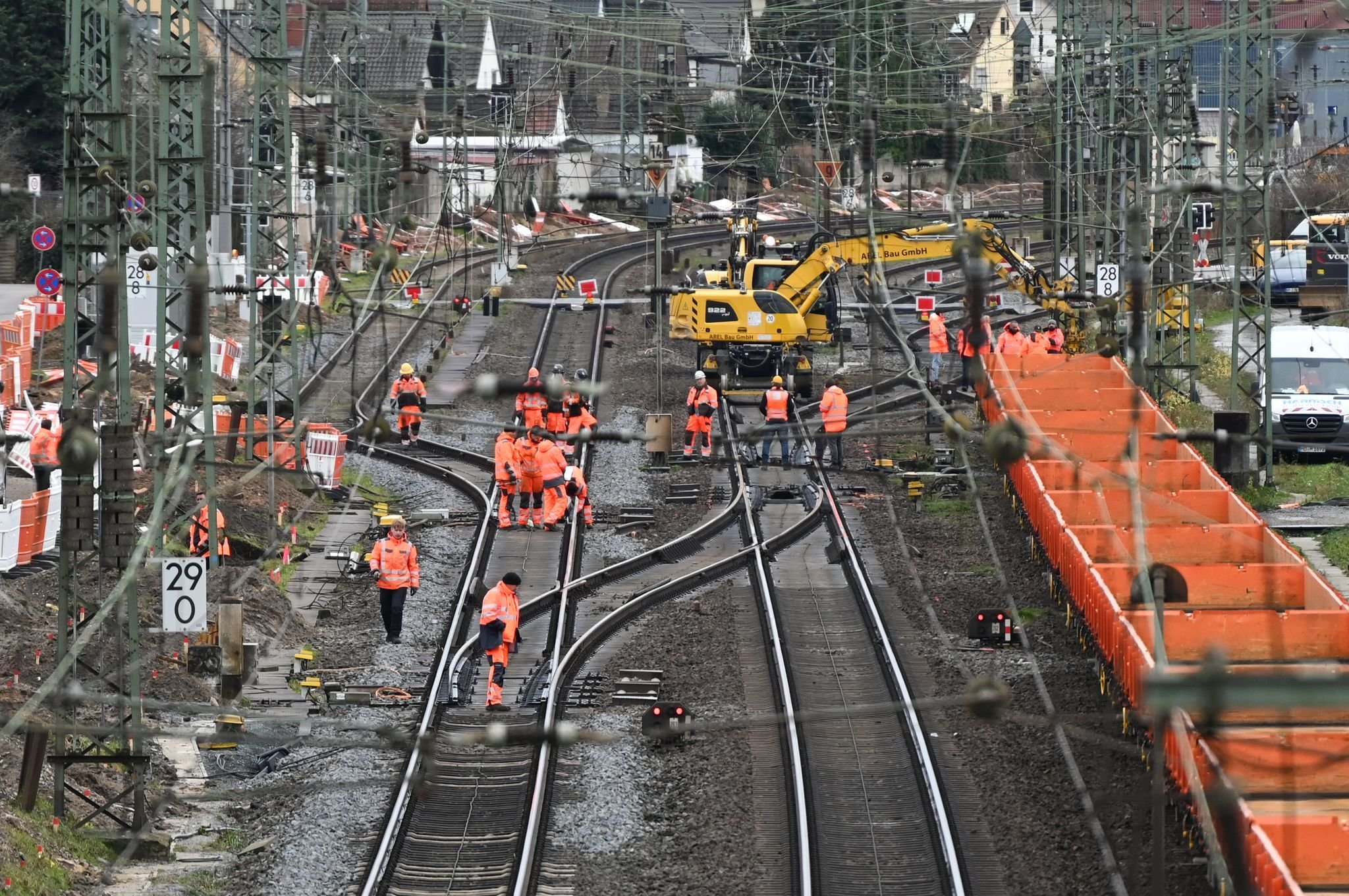 Bahn Sperrt Strecke Frankfurt-Mannheim Für Generalsanierung