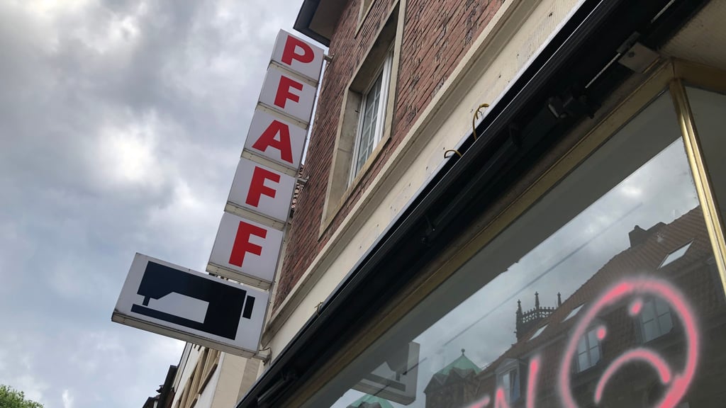 Das "Pfaff-Haus" an der Königsstraße 44 soll abgerissen werden.