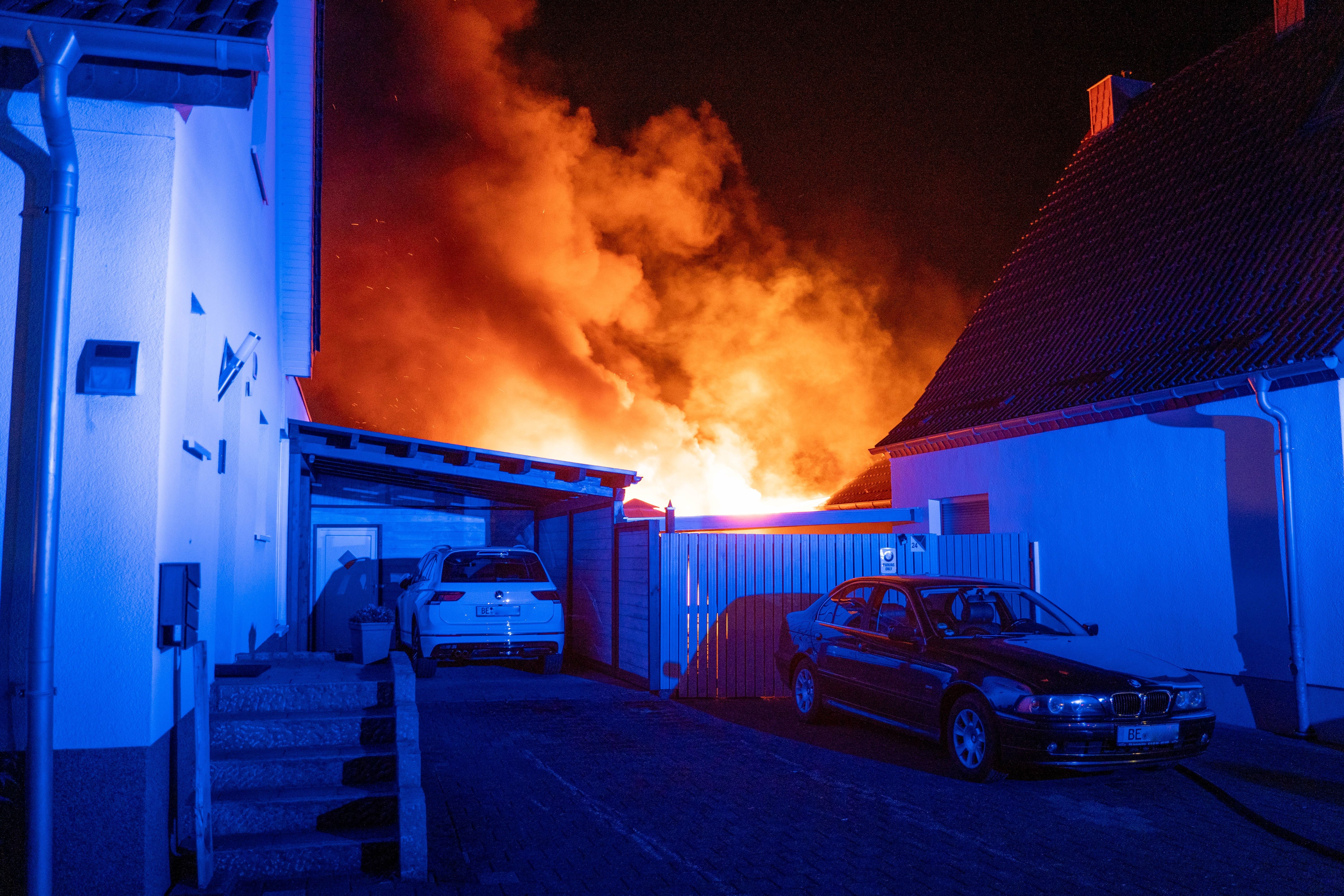 Bewohner bei L&ouml;schversuch schwer verletzt