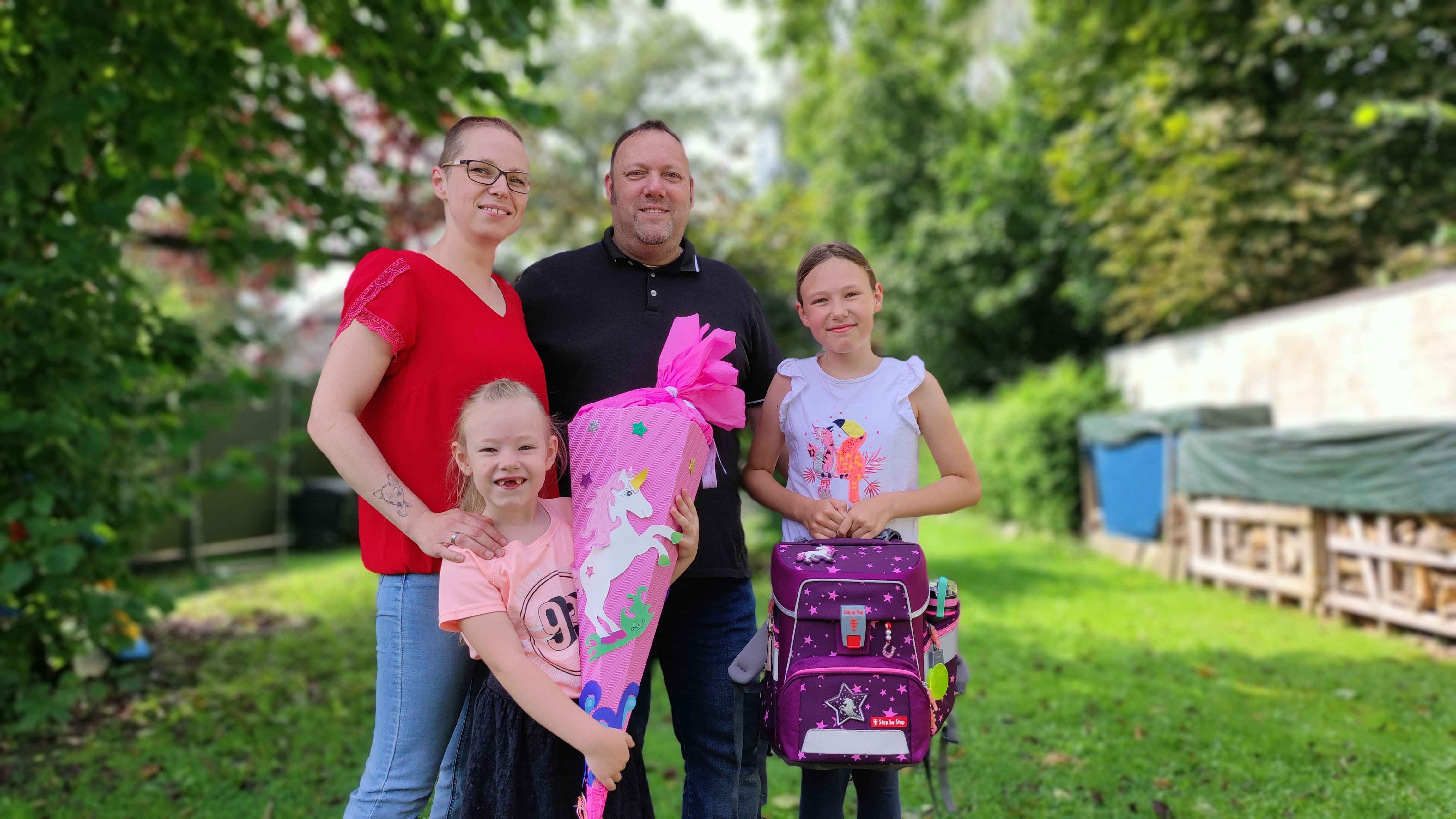 Lou (6) vor dem Schulanfang: Ein bunter Tornister voller Vorfreude