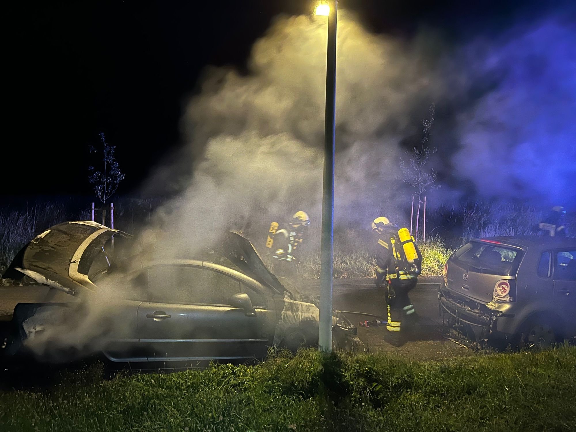 Autobrand in Schapdetten: Ist der Feuerteufel wieder aktiv?