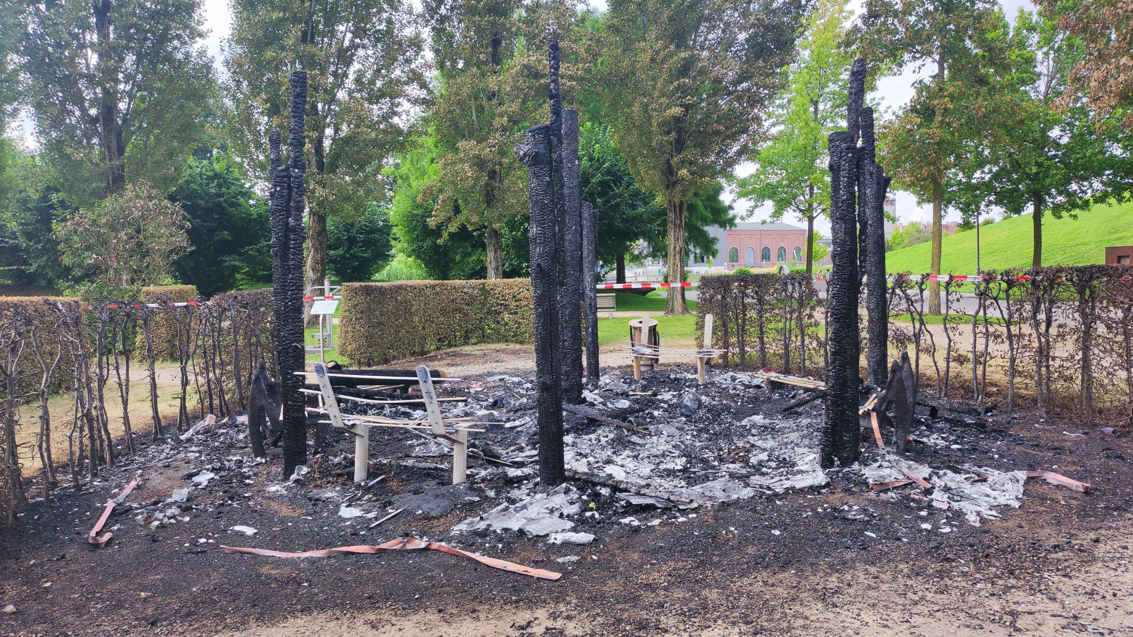 Spielplatz-Pavillon auf Kircheninsel abgebrannt