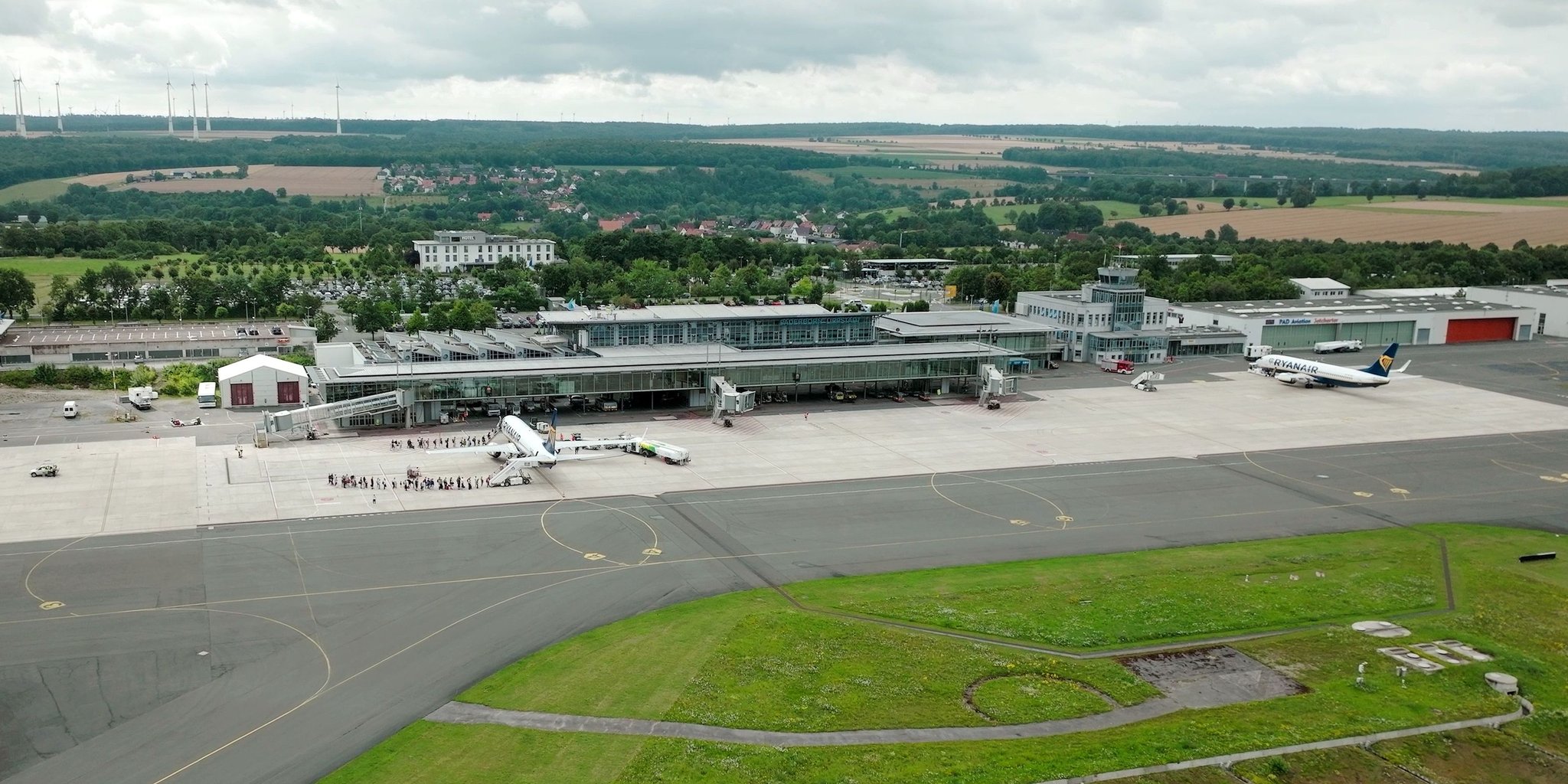 Paderborn Lippstadt Flughafen Für 1 Woche Parken www.westfalen-blatt.de