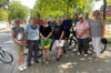 Das Team des Roxeler Sozialbüros (nicht ganz vollständig) traf sich zum 25-jährigen Bestehen zu  einer Fahrradtour.