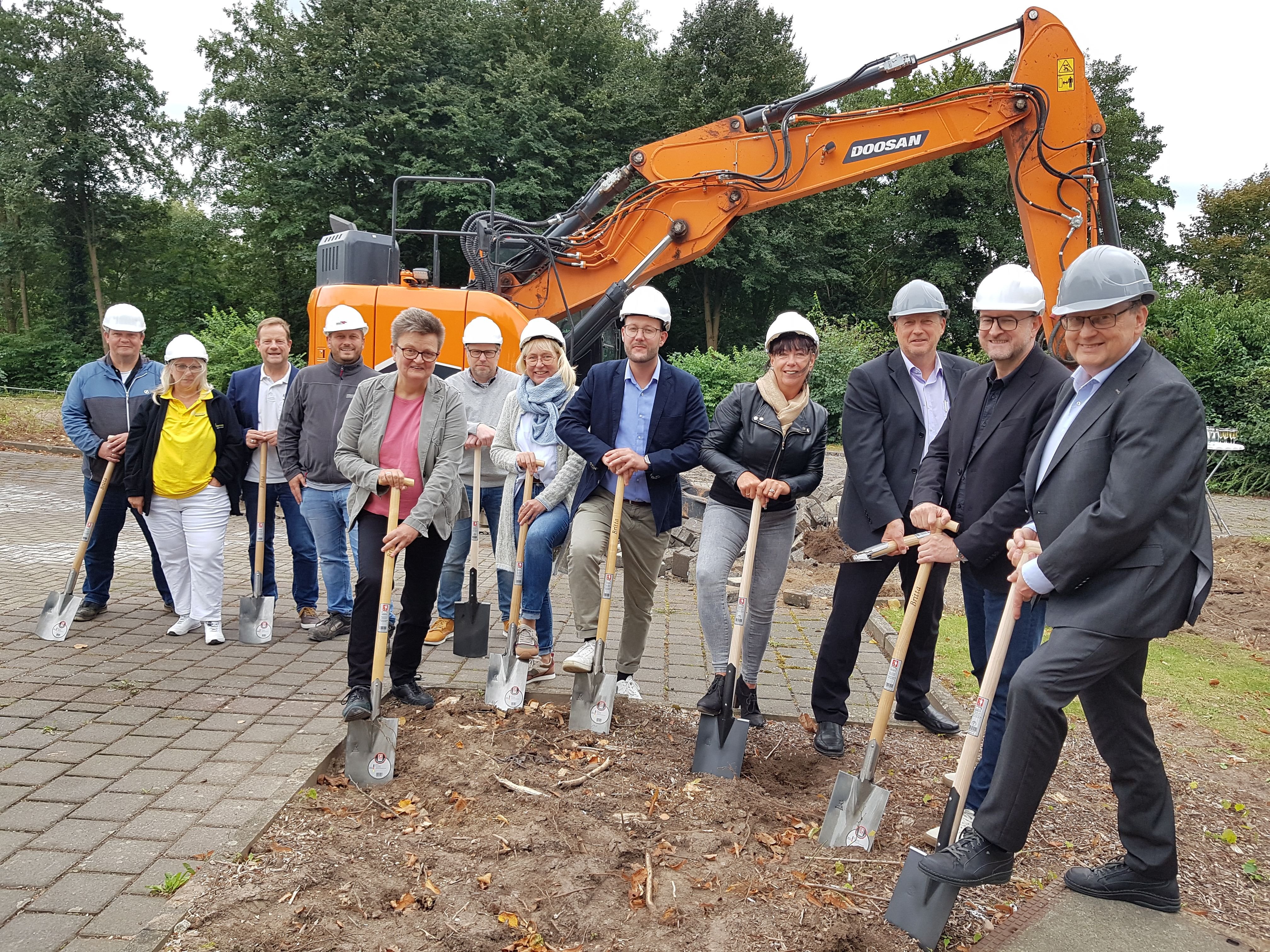 Bad Oeynhausen: Erster Spatenstich Am Gesundheitszentrum Volmerdingsen