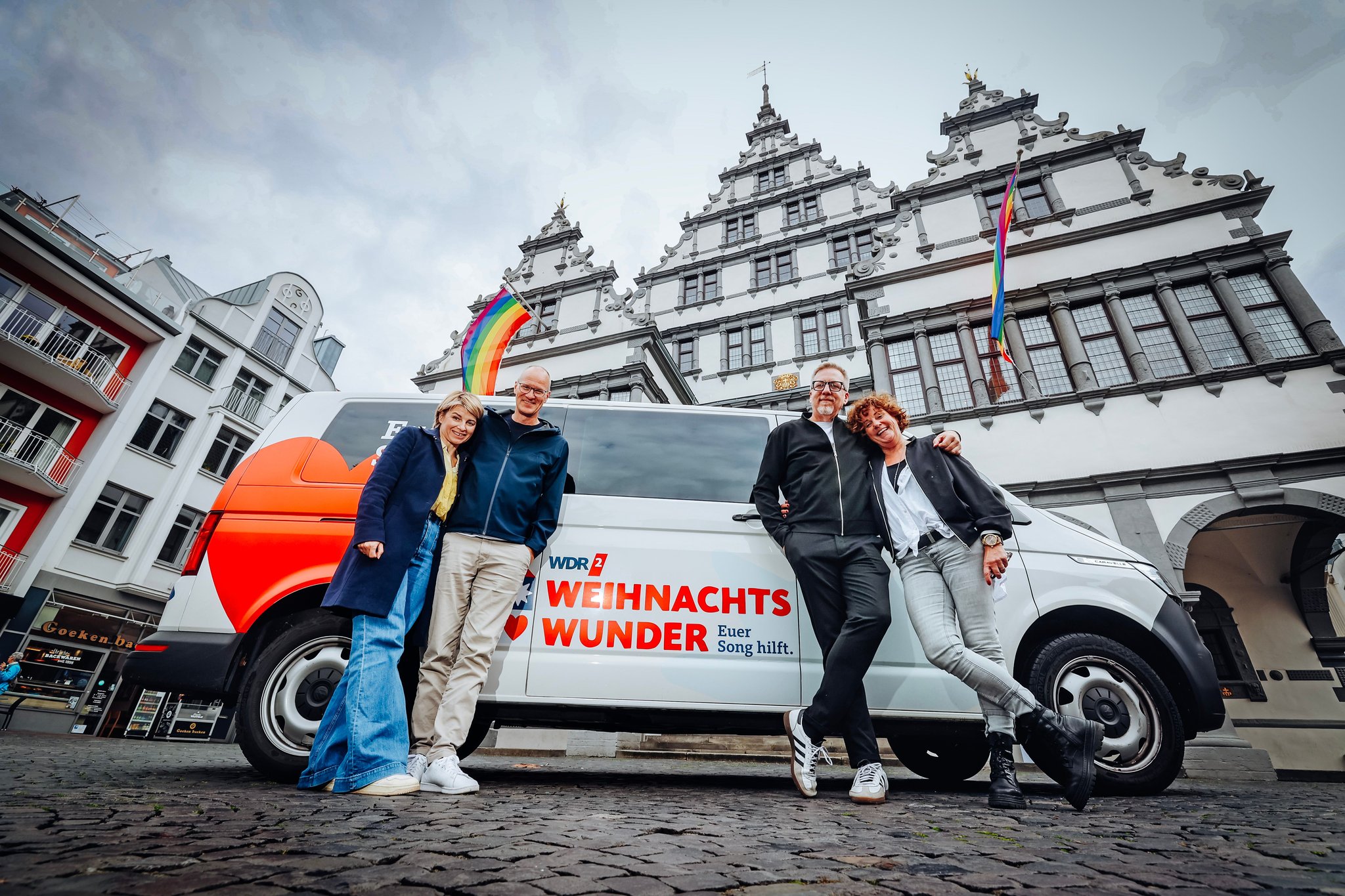 „WDR 2 Weihnachtswunder“ live vom Paderborner Weihnachtsmarkt „WDR 2 Weihnachtswunder“ live vom Paderborner Weihnachtsmarkt