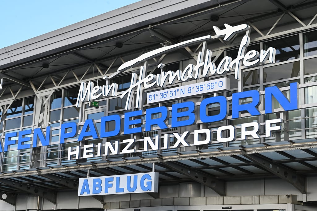 Flughafen Paderborn Lippstadt Büren Parken www.westfalen-blatt.de