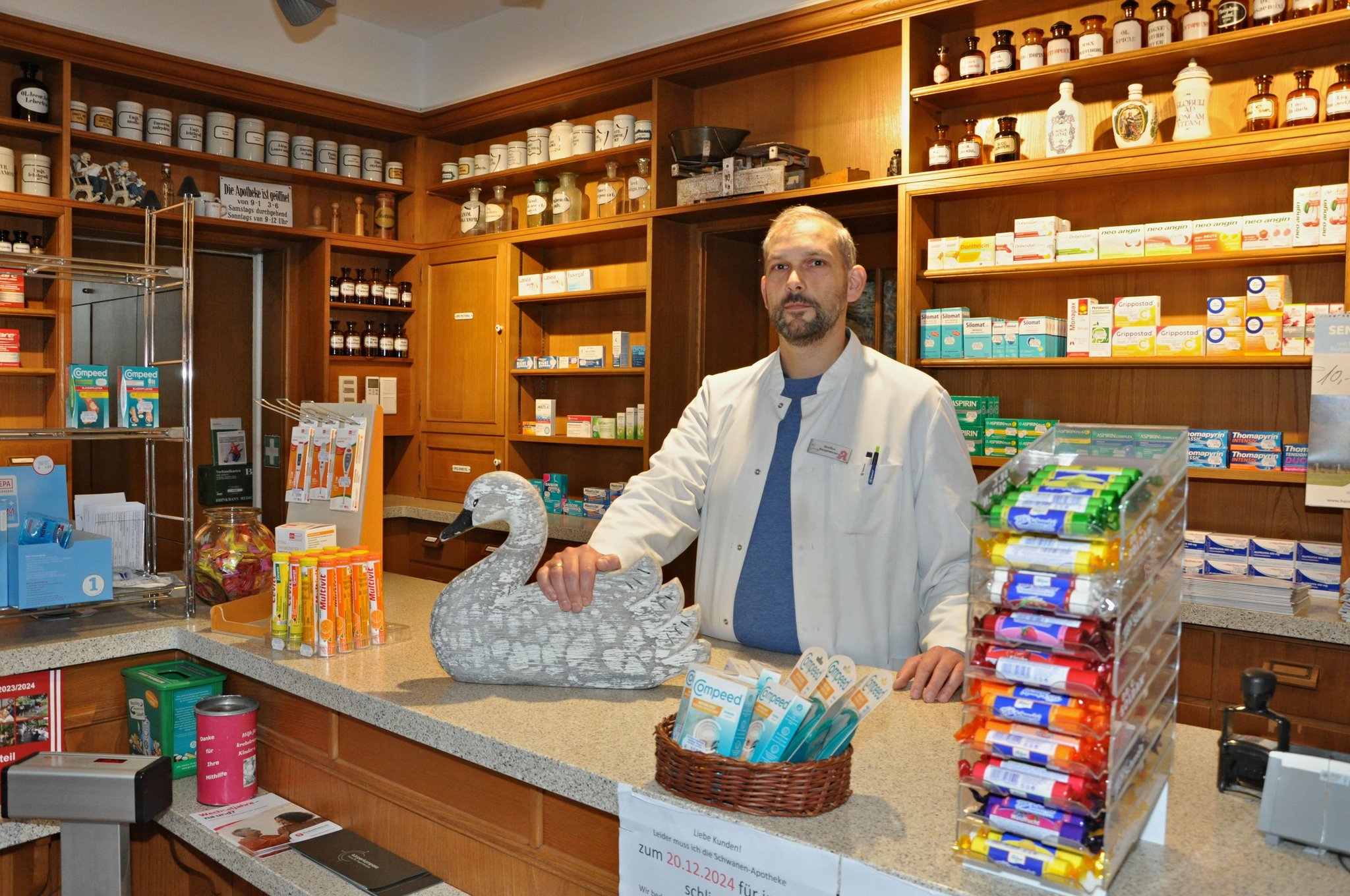 Panda Apotheke An Der Radrennbahn Bielefeld Bielefeld: Schwanen-Apotheke nach 74 Jahren ohne Perspektive