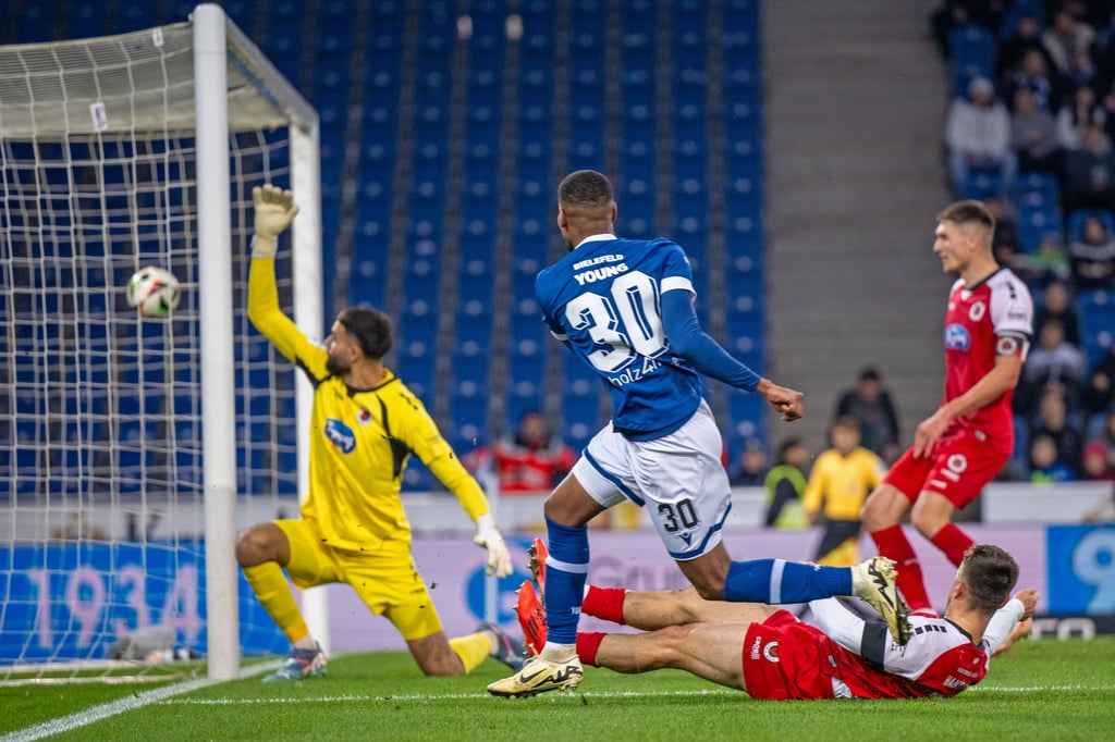 Arminia Bielefeld Dank Young Und Kania Weiter Auf Rang Zwei 5195