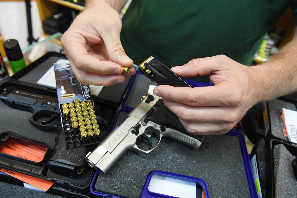 Darf Ich Mit Einer Schreckschusswaffe Auf Meinem Grundstück Schießen Mann schießt mit Schreckschusswaffe auf Nottulner