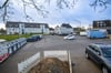 Auf dem Parkplatz auf dem Platz hinter dem früheren Kleinbahnhof in Jöllenbeck zwischen Dorfstraße und der Straße Im Hagen hatte das Amt für Verkehr einen P + R-Parkplatz vorgeschlagen.