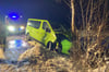 Bei Büren-Weine kam ein Kleinbus von der Straße ab. Der Beifahrer erlitt schwere, zwei weitere Insassinnen leichte Verletzungen.