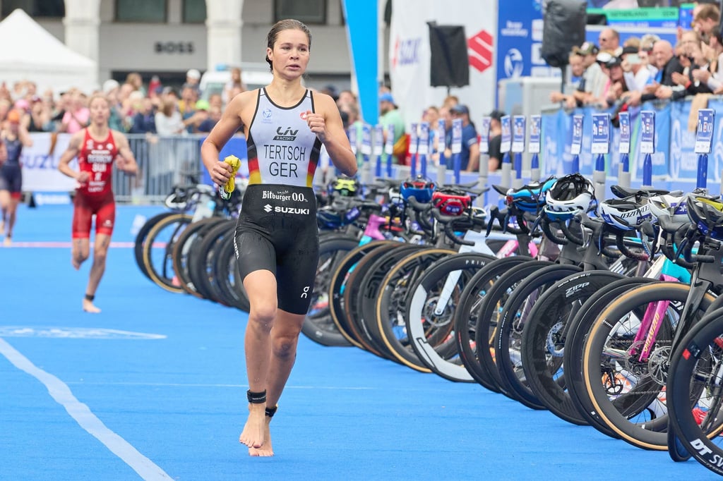 Triathletinnen räumen beim Auftakt in Abu Dhabi ab