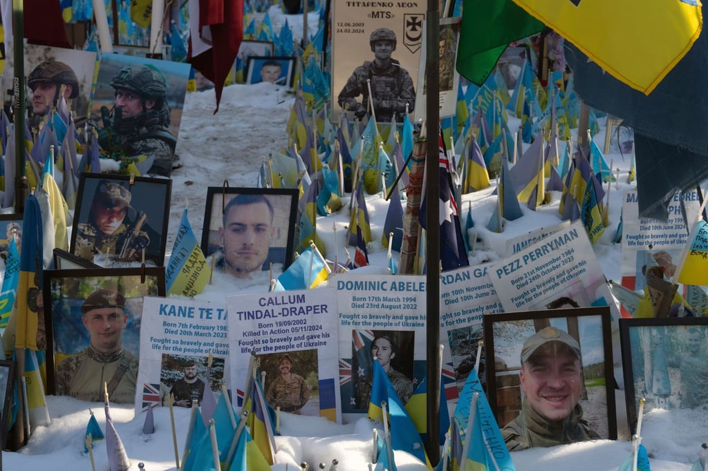 Warum Ist In Der Ukraine Krieg Drei Jahre Krieg: Ukraine erhält Milliardenhilfen und kämpft