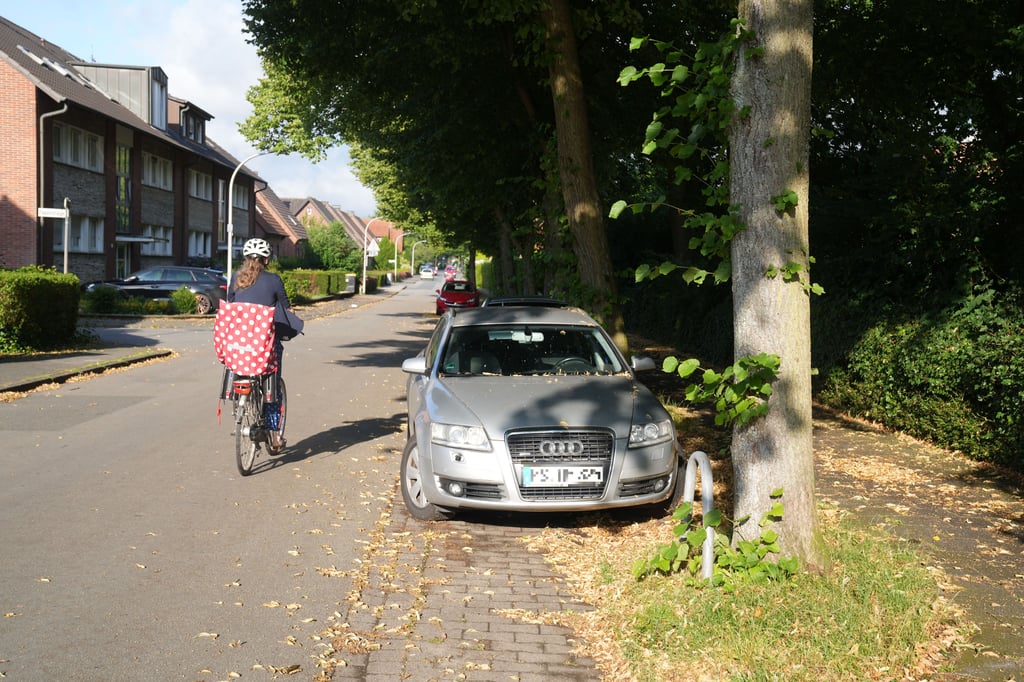 Flamenstraße In Nienberge: Parkflächen Bleiben Trotz Kritik Schmal