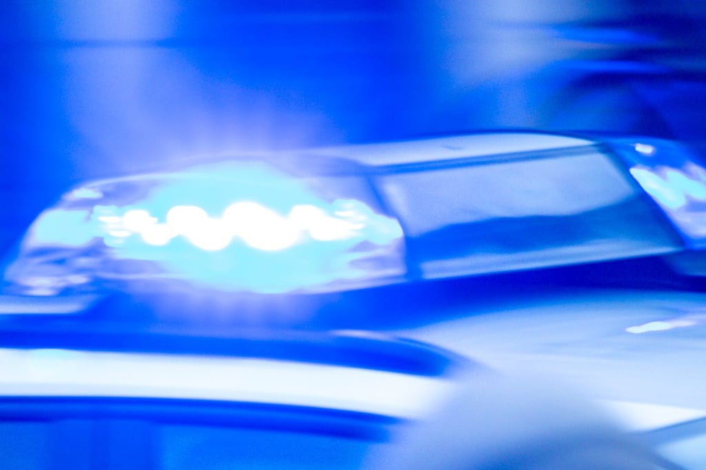 Bad Oeynhausen: Children throw stones at cars on the A30
