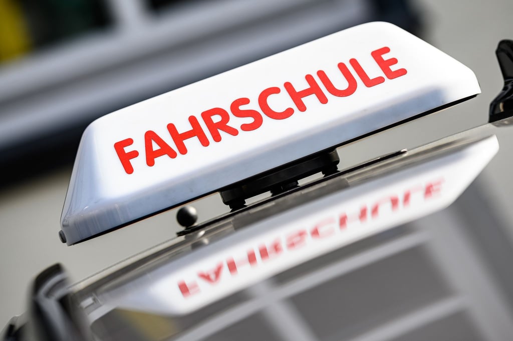 Fahrschulen im Kreis Herford nehmen Stellung