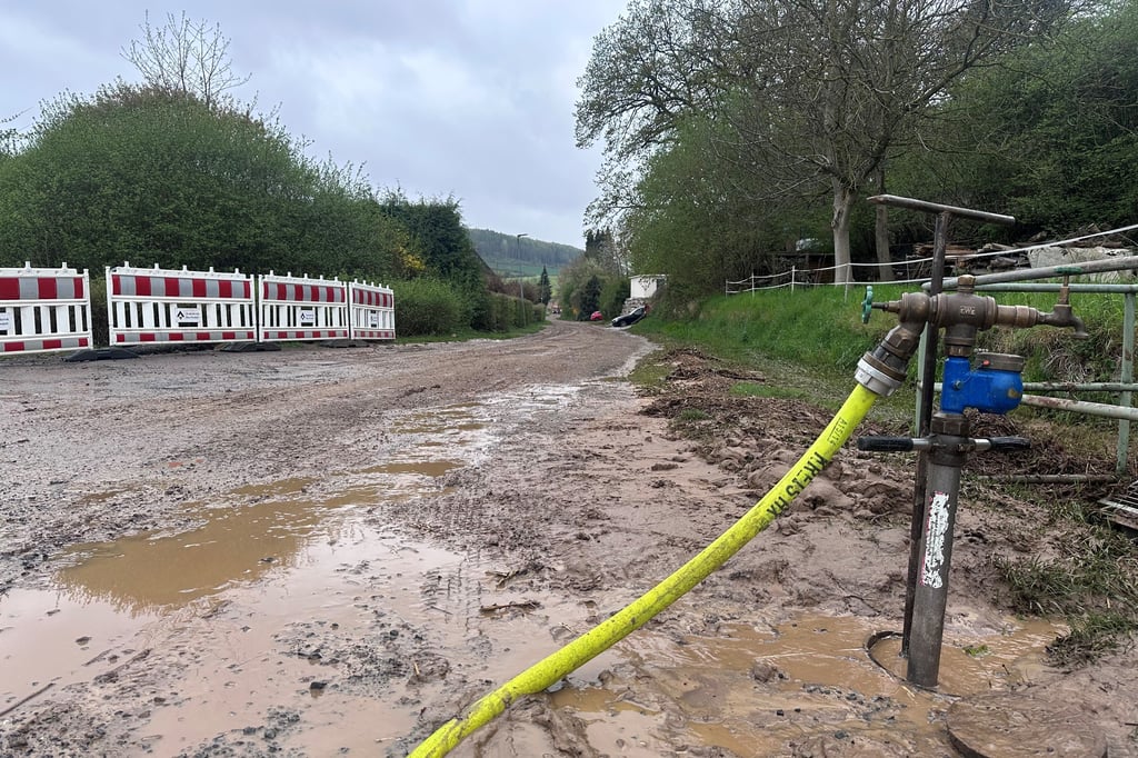 Kurz und heftig: Gewitter sorgt für eine Menge Schlamm in Beverungen