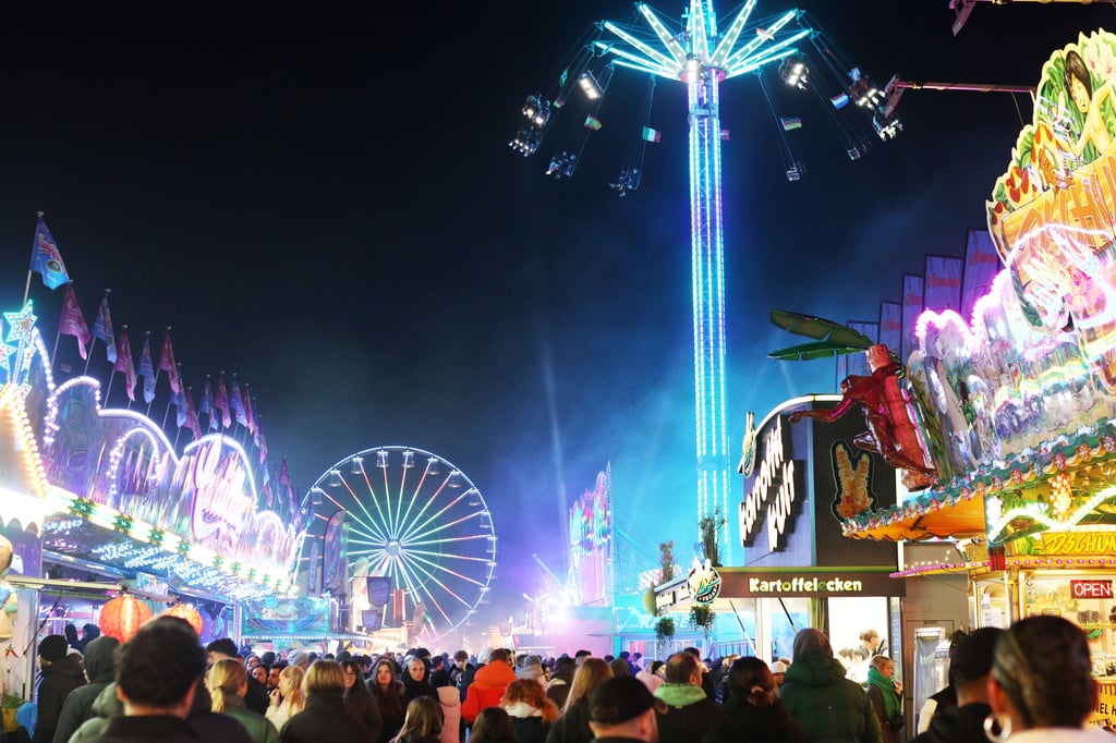 Kirmesvergnügen an der Weser