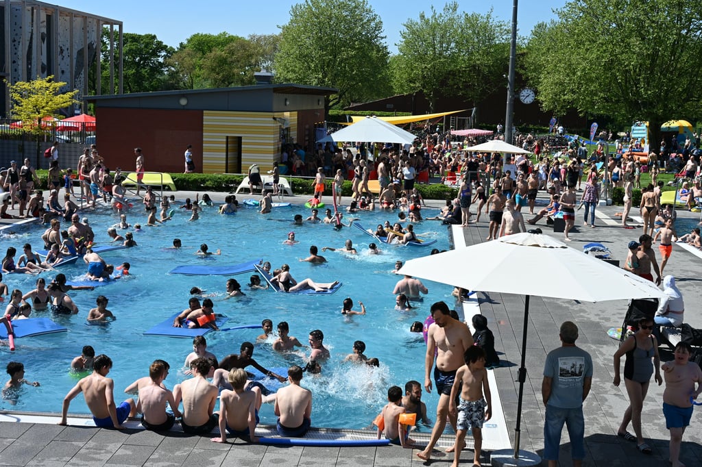 Freibad Coburg startet mit Besucheransturm in die Saison