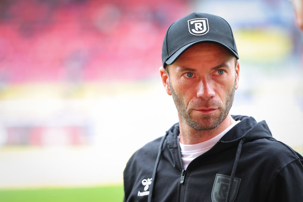 Regensburg-und-Trainer-Patz-trennen-sich-vor-Saisonfinale