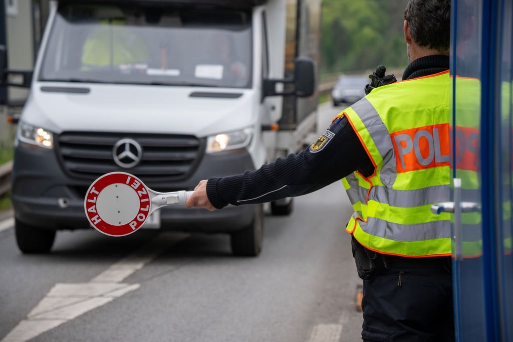 Noch-keine-Zur-ckweisung-an-NRW-Grenze