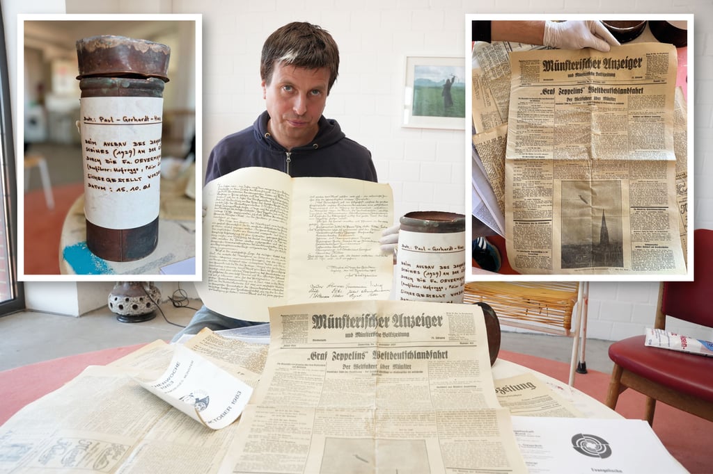 Erik Biembacher hat die Zeitkapsel nach eigenem Bekunden gefunden. Hier hält er die „Urkunde für den Grundstein des evangelischen Gemeindehauses zu Münster iWestf.“ in der Hand. In der Bleidose waren zudem noch Zeitungen aus dem Jahre 1929 und viele weitere historische Zeugnisse.