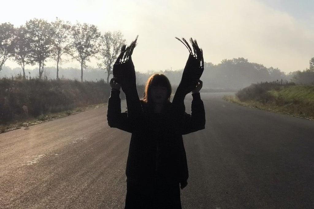 Zwischen Engeln und Dämonen: Künstler geben Einblicke in ihre Arbeit