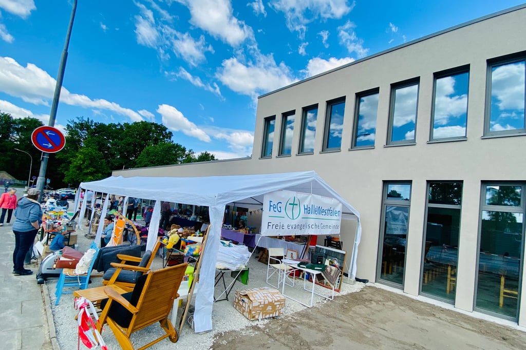 Freie Evangelische Gemeinde begeistert über neues Zuhause in Halle