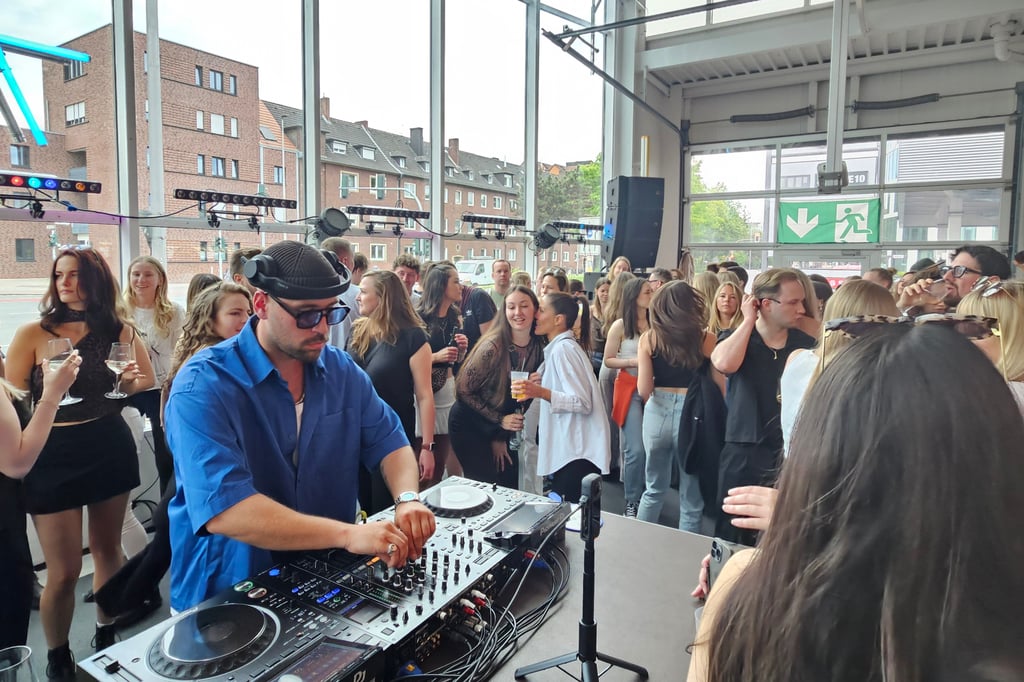 Wenn die Waschstraße zum Technoclub wird