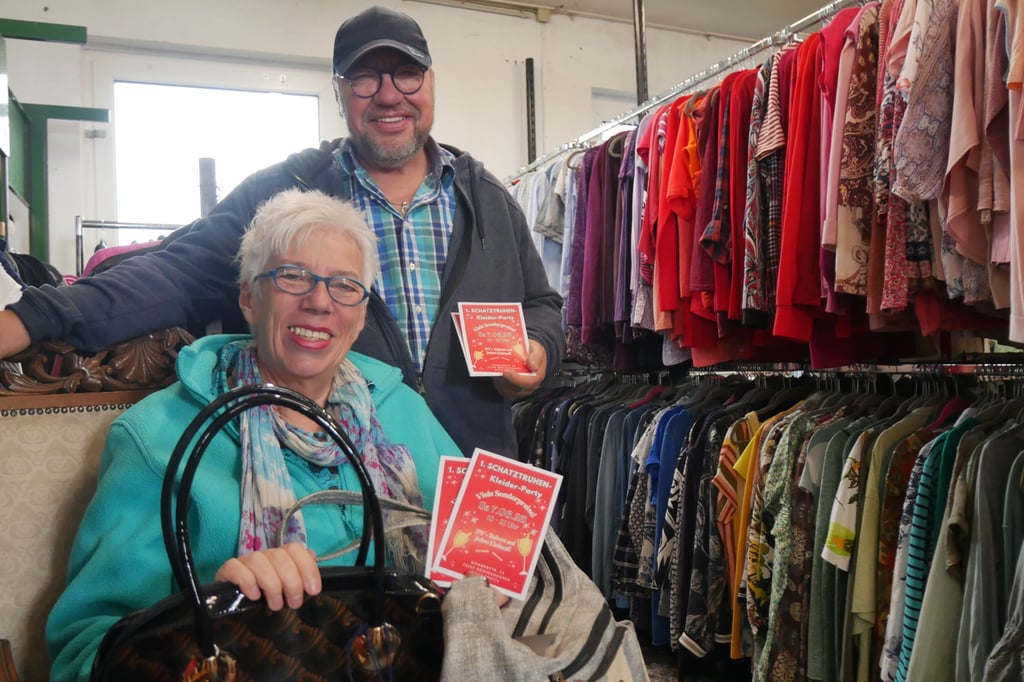Große Kleiderparty in Rödinghausener „Schatztruhe“