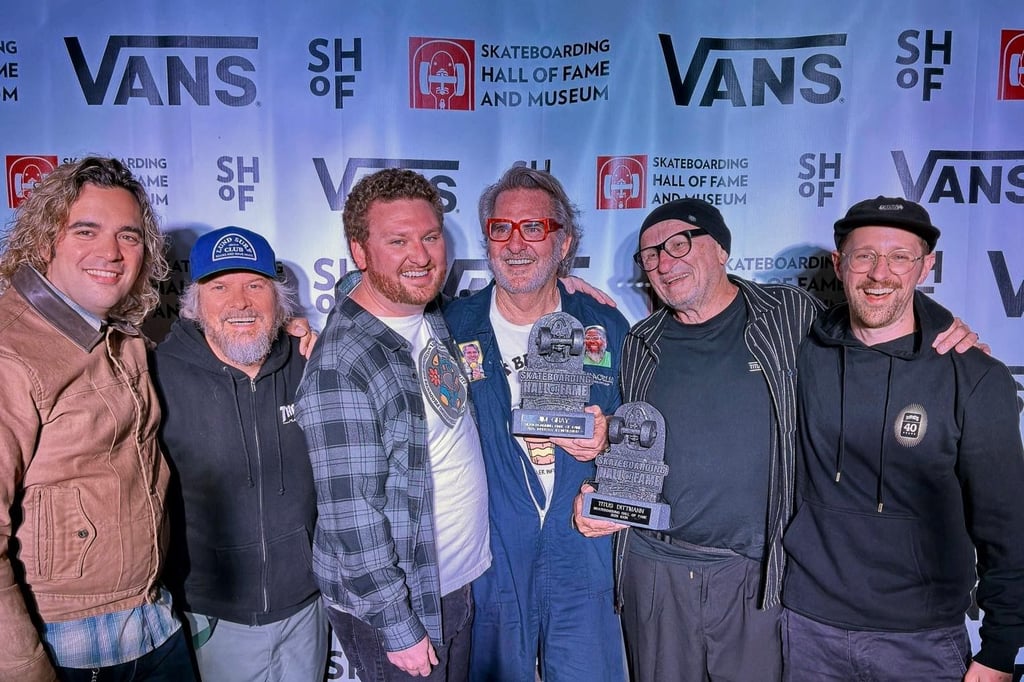 Zurück aus den USA: Titus mit Jetlag, Trophäe und vielen Erinnerungen