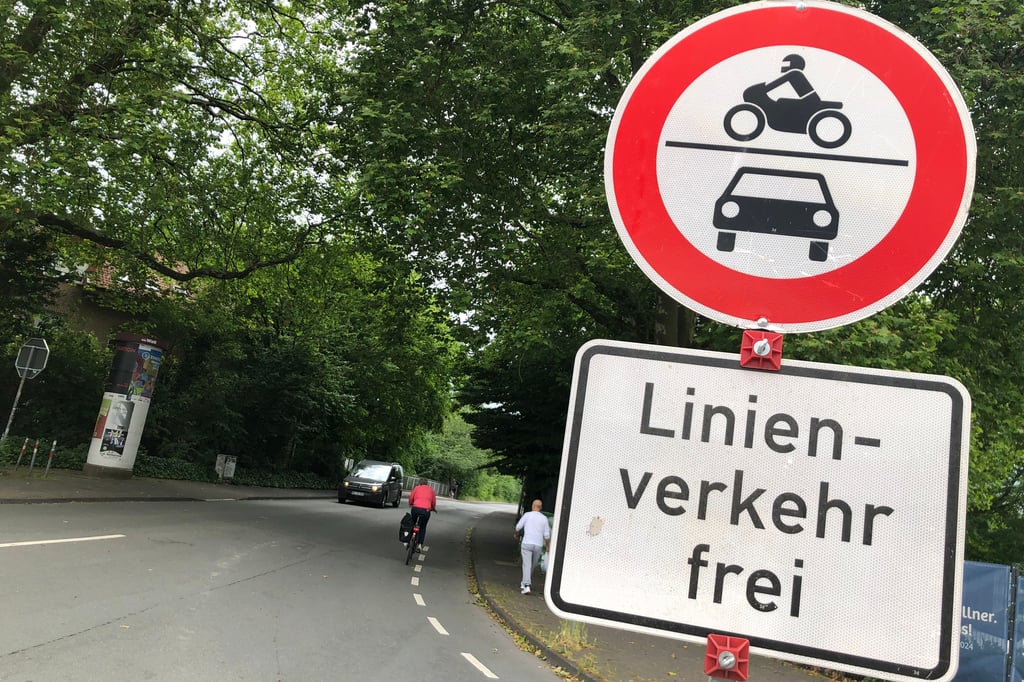 Ordnungsamt sperrt „kleine“ Siemensstraße – und sorgt für Verwirrung