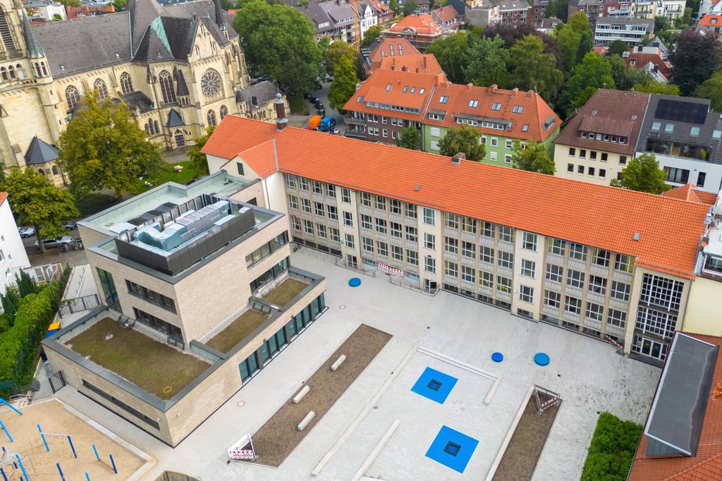 Fachleute führen durch Bauprojekte