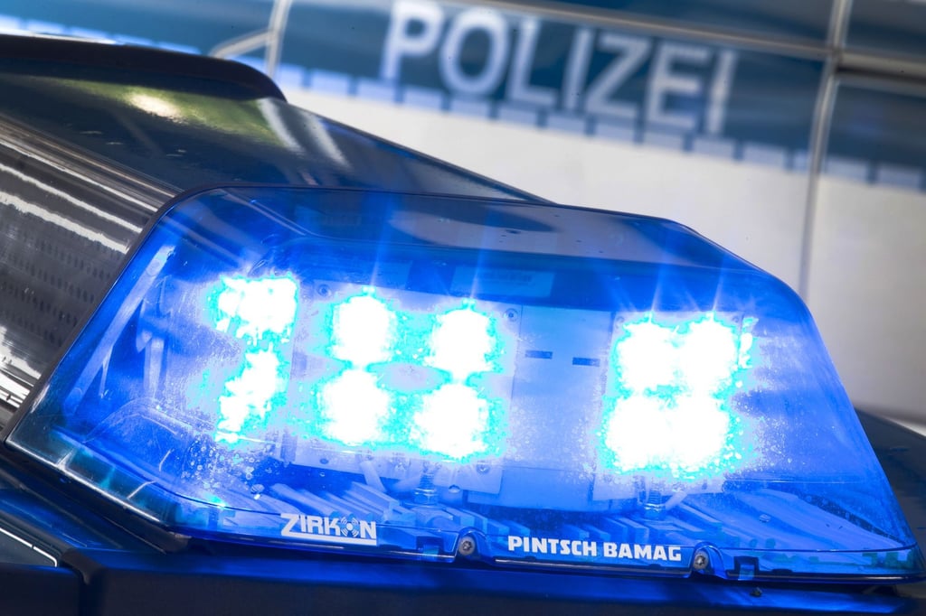 21-J-hriger-bei-Messerangriff-lebensgef-hrlich-verletzt