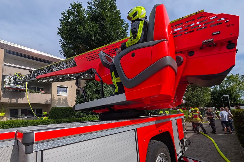 Brand auf Balkon von Mehrfamilienhaus in Hiltrup