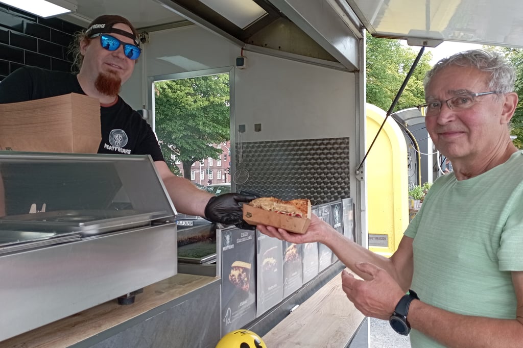 Kulinarik und Live-Musik auf dem Schlossplatz