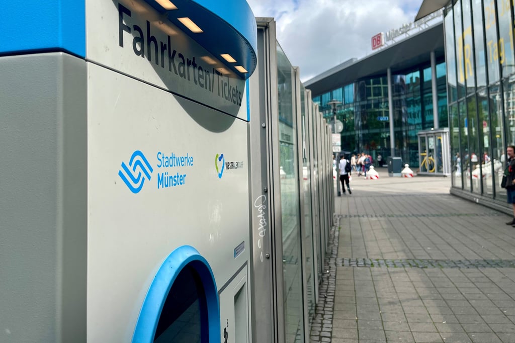 Stadtverkehr oder deutschlandweiter Regionalverkehr? In Münster gibt es das Deutschlandticket-Sozial zum günstigeren Preis nicht.