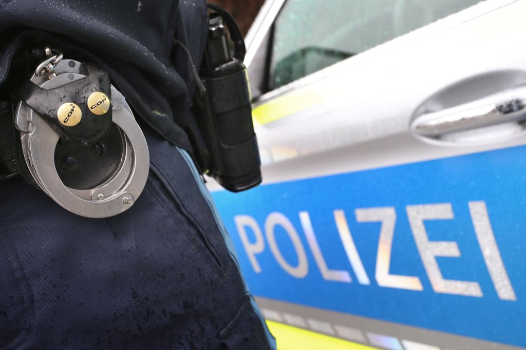 Angriff-in-Gelsenkirchen-Mann-mit-Auto-und-Messer-verletzt