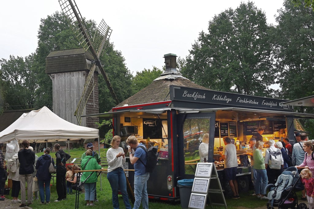 Wieder-Wochenmarkt-am-M-hlenhof