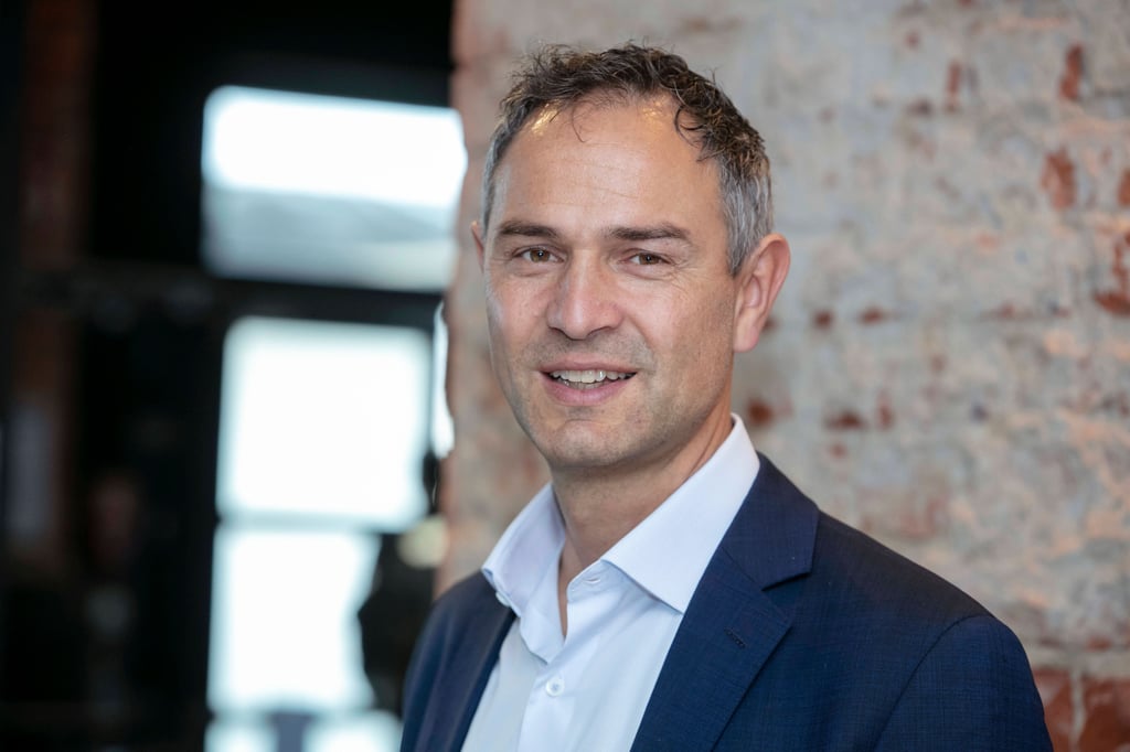 Bekannter-Verschw-rungsunternehmer-hat-in-M-nster-gro-en-Zulauf