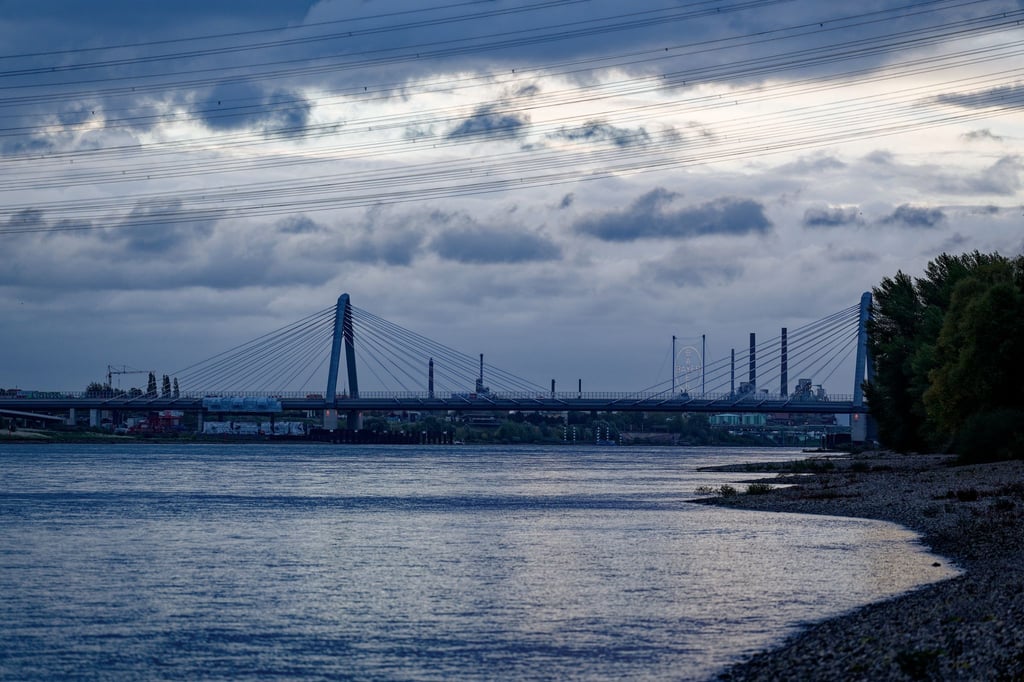 Wolken-und-milde-Temperaturen-pr-gen-das-Herbstwetter