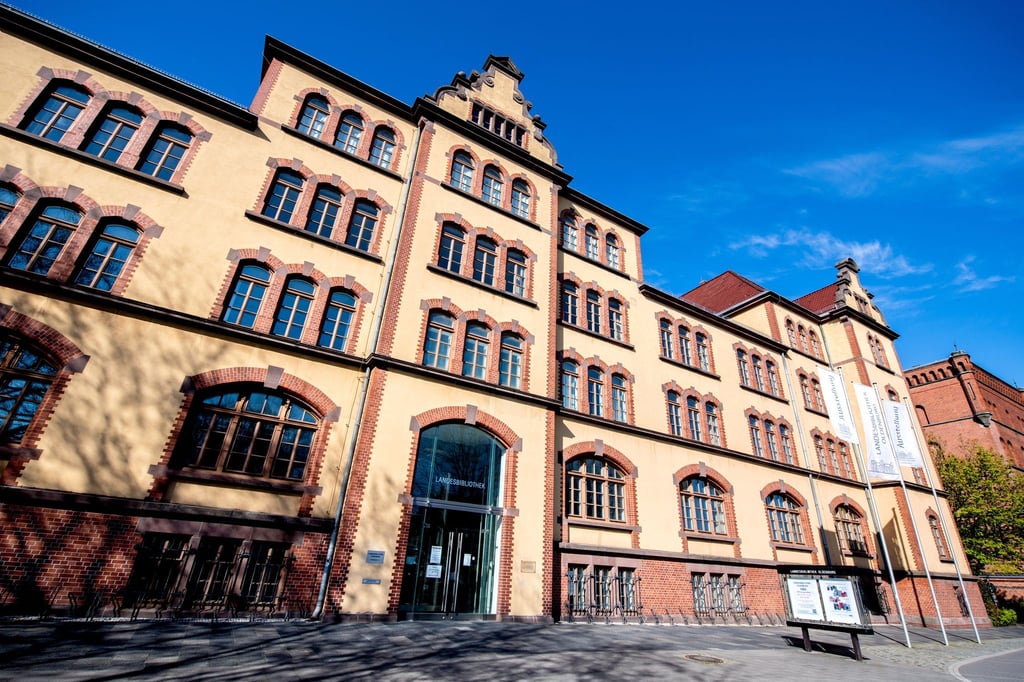 Ein-Manuskript-aus-dem-Koffer-und-eine-bewegende-Geschichte