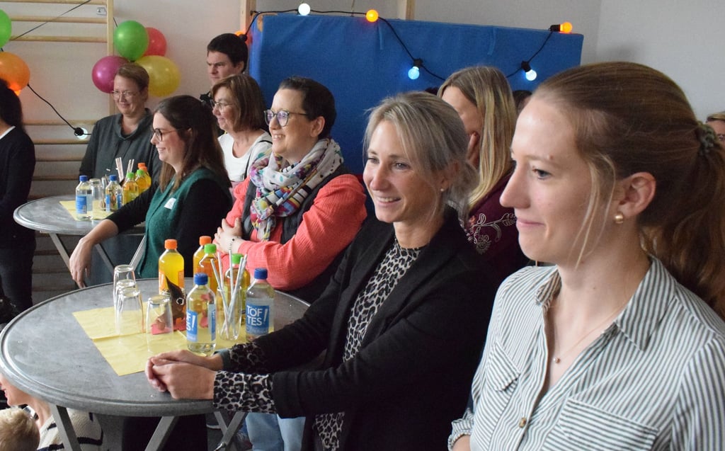 Auch die Eltern wohnten der Einweihung bei.