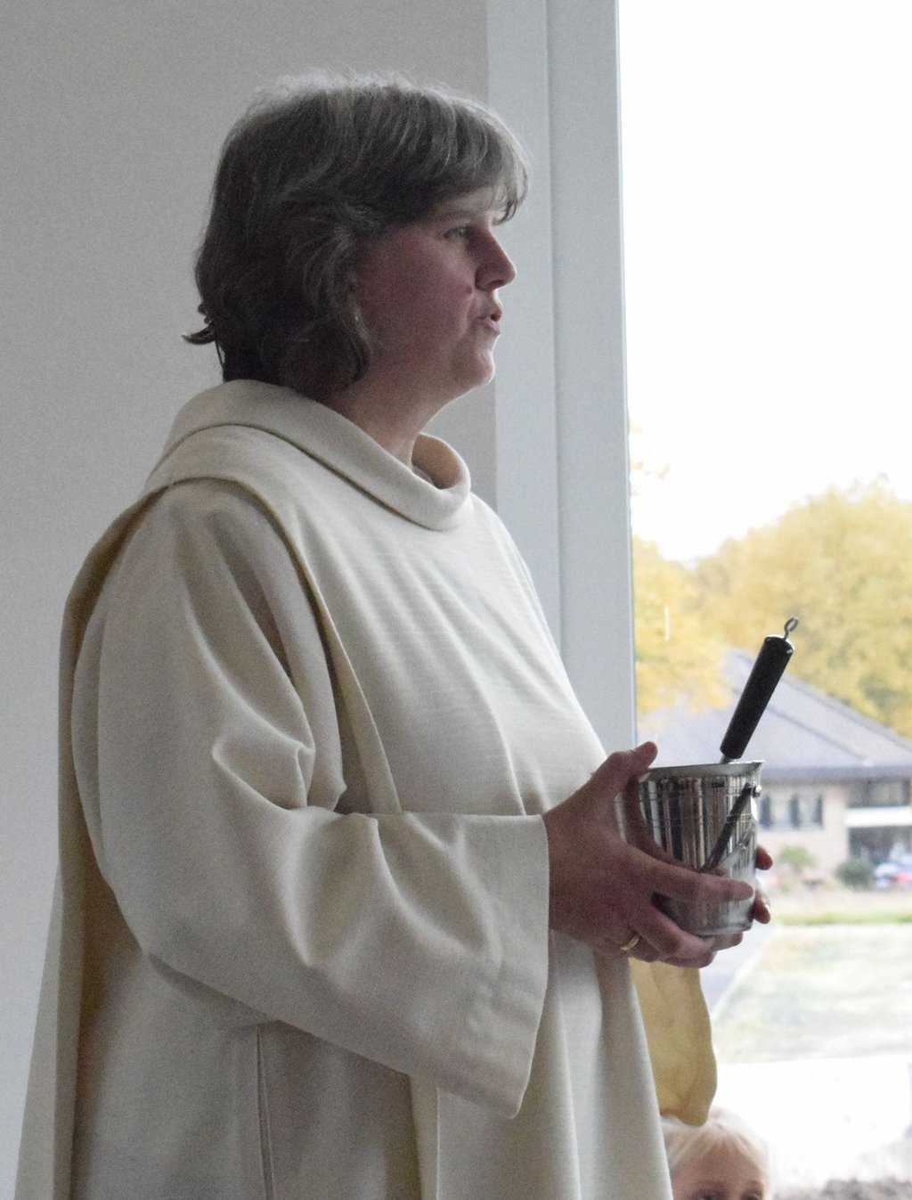 Pastoralreferentin Claudia Brebaum segnete die Kita ein.